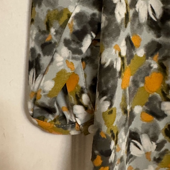 Like New Gray Floral Top by NYDJ, Size M. - Picture 6 of 6